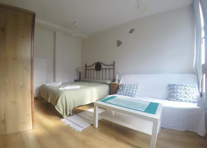 Rurales Vallanu Rodeados De Naturaleza En Y A 3 Kilometros De Playas * Llanes