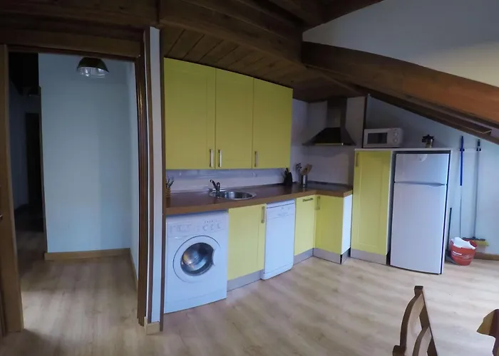 Rurales Vallanu Rodeados De Naturaleza En Y A 3 Kilometros De Playas Llanes